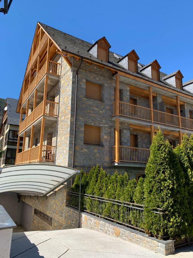 Apartamento Con Encanto Vielha Eksteriør billede